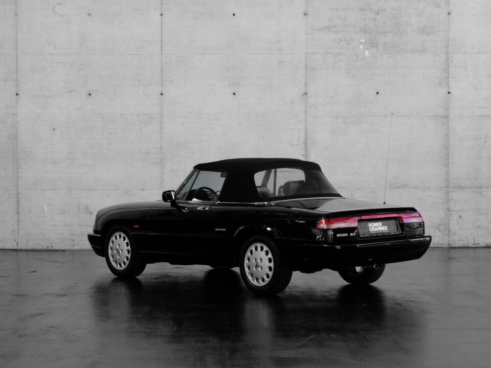 Bild 4/48 von Alfa Romeo 2.0 Spider (1993)