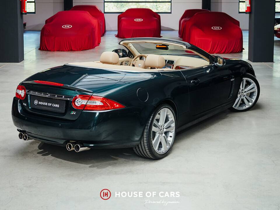 Afbeelding 7/25 van Jaguar XKR (2010)