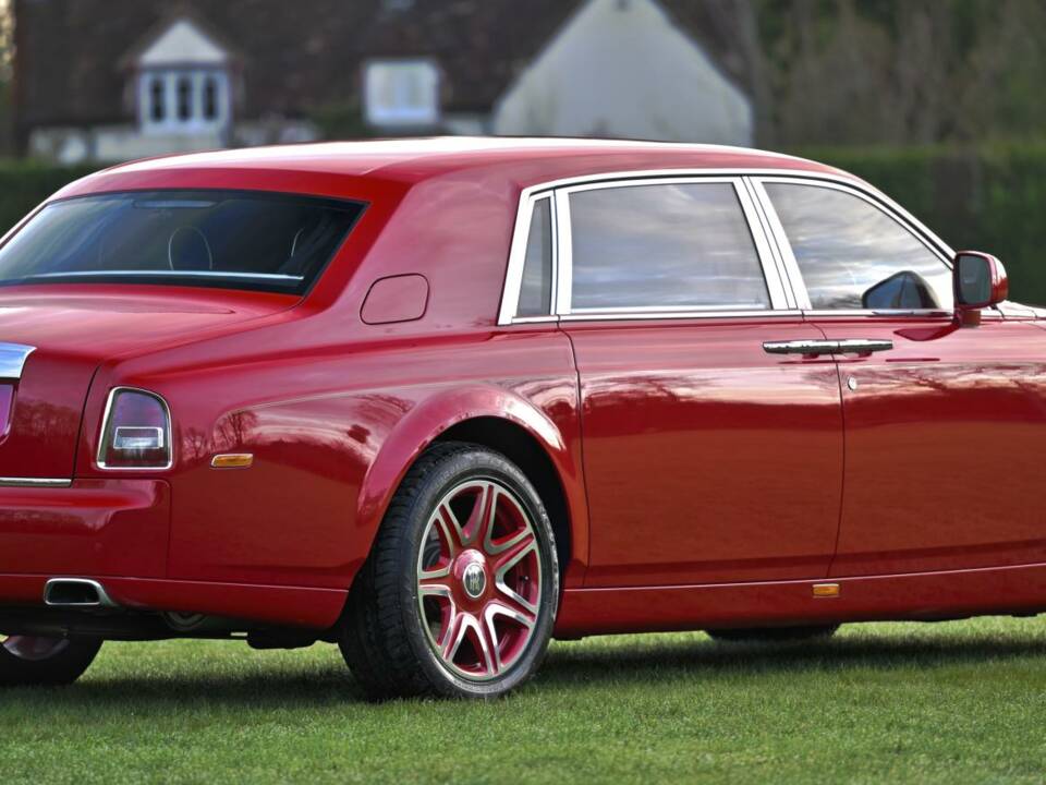 Image 17/50 of Rolls-Royce Phantom VII (2016)