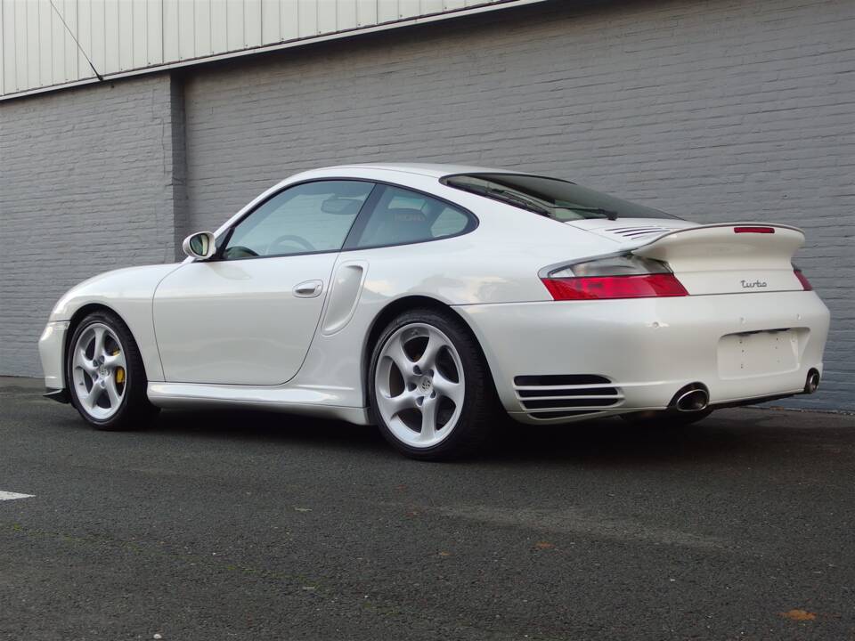 Bild 3/99 von Porsche 911 Turbo (2004)