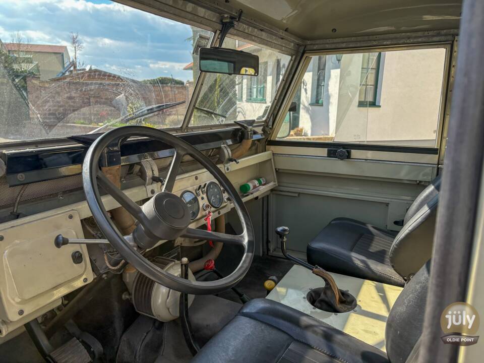 Image 8/10 of Land Rover Forward Control (1968)