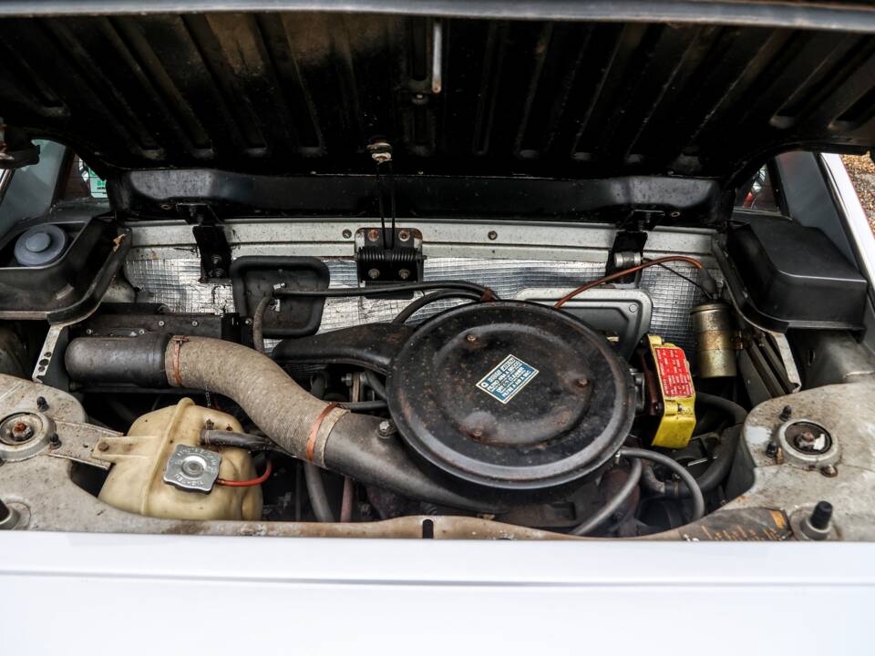 Image 37/50 of FIAT X 1/9 (1984)