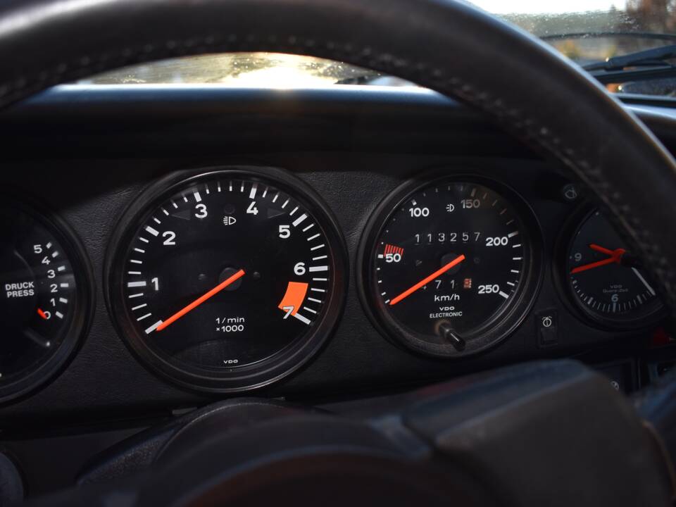 Bild 76/93 von Porsche 911 SC-L 3.1 (1978)