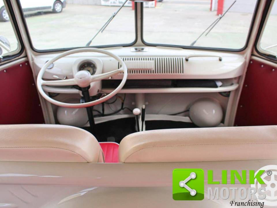 Immagine 22/23 di Volkswagen T1 minibus (1964)
