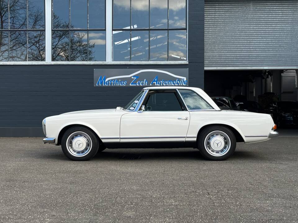 Immagine 4/18 di Mercedes-Benz 280 SL (1970)