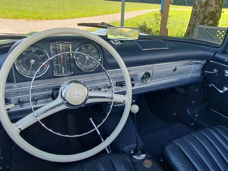 Afbeelding 5/38 van Mercedes-Benz 300 SL Roadster (1962)