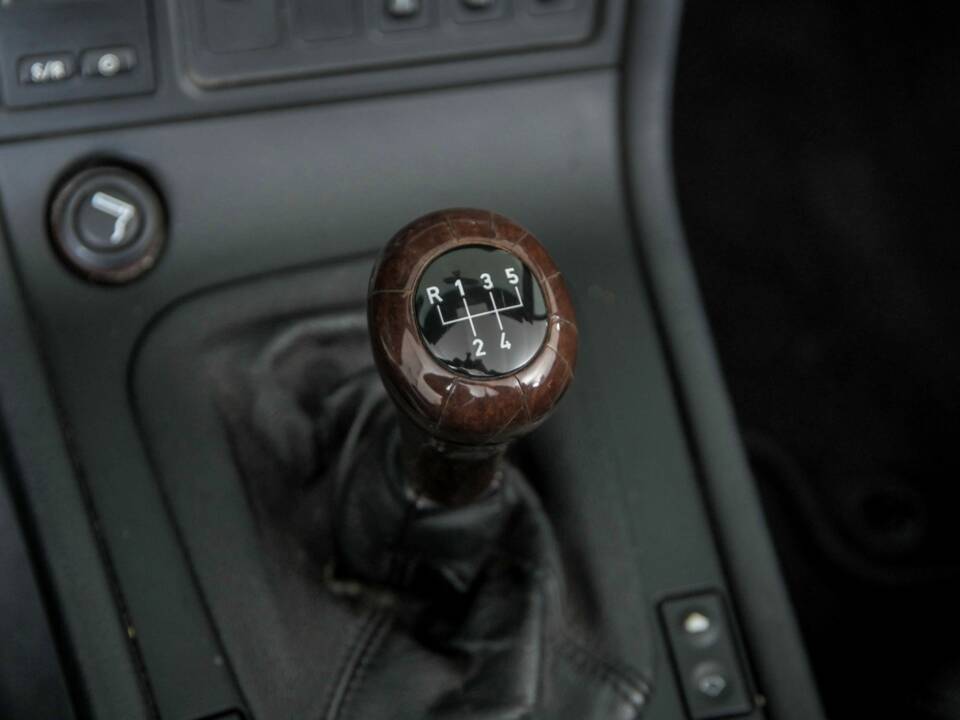 Immagine 28/50 di BMW Z3 2.8 (1998)