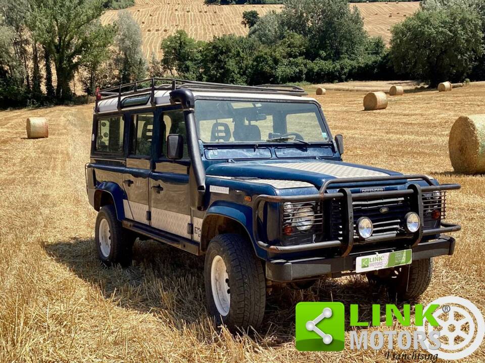 Immagine 3/10 di Land Rover Defender 110 Td5 (1999)