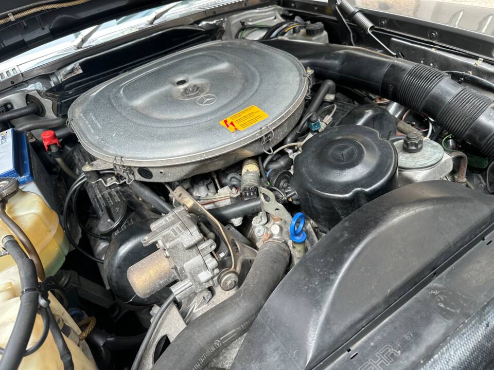 Afbeelding 21/40 van Mercedes-Benz 420 SL (1986)