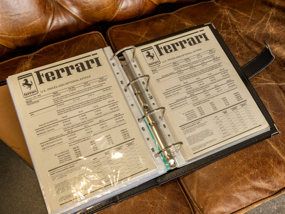 Image 72/80 of Ferrari 308 GTSi Quattrovalvole (1985)
