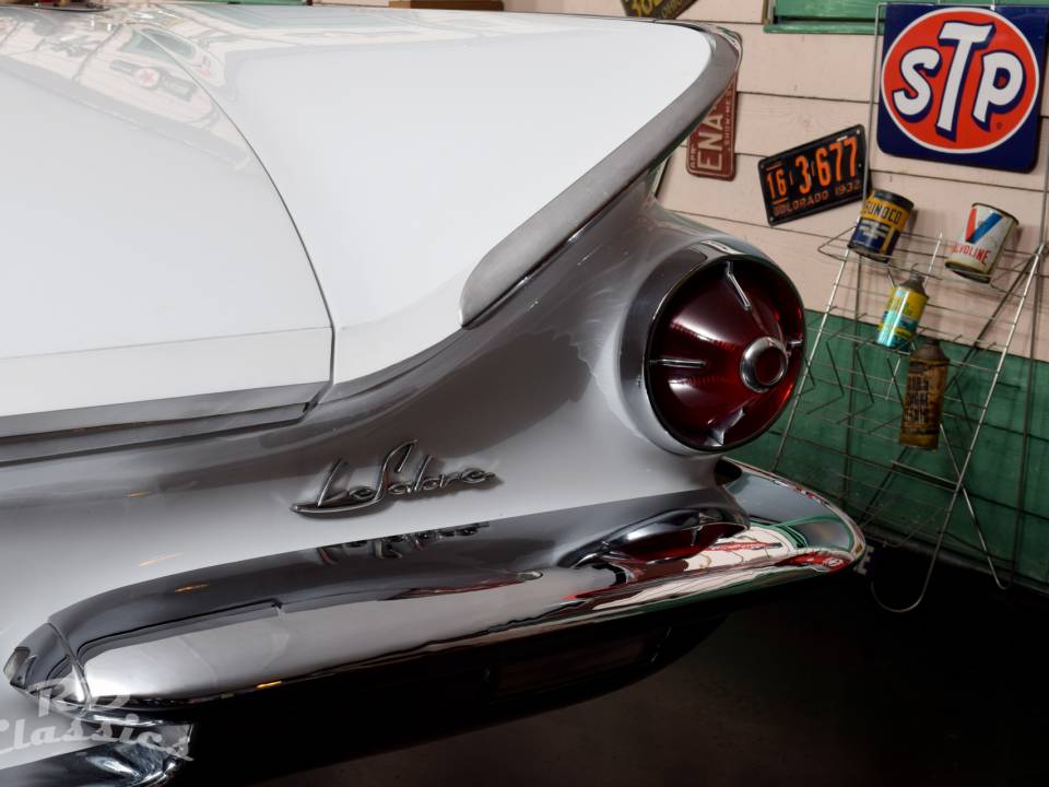 Image 15/47 of Buick Le Sabre Convertible (1960)
