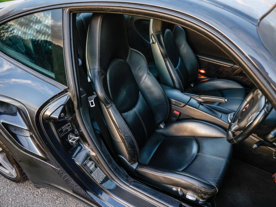 Bild 31/37 von Porsche 911 Turbo (2007)