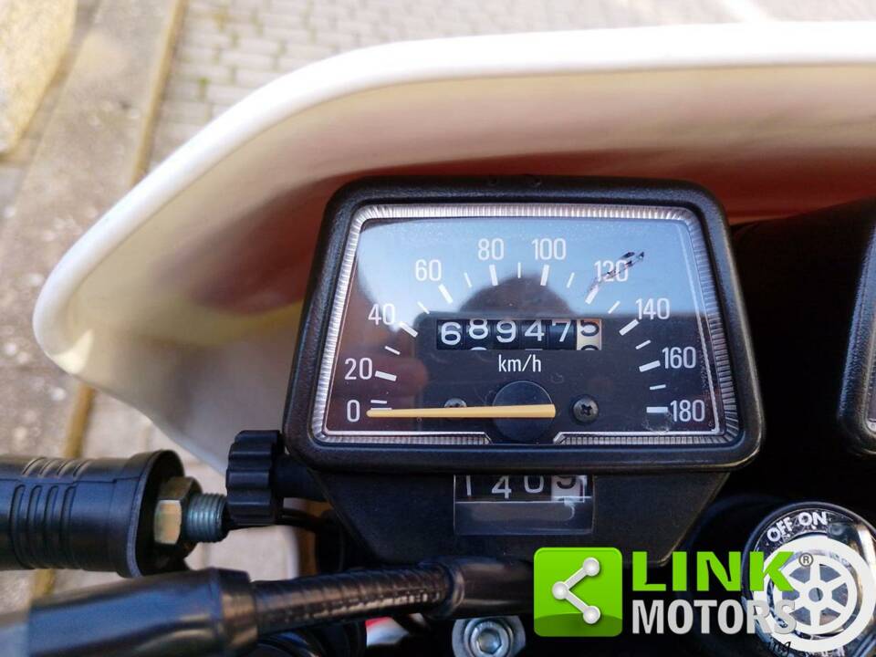 Image 4/10 of Yamaha DUMMY (1987)