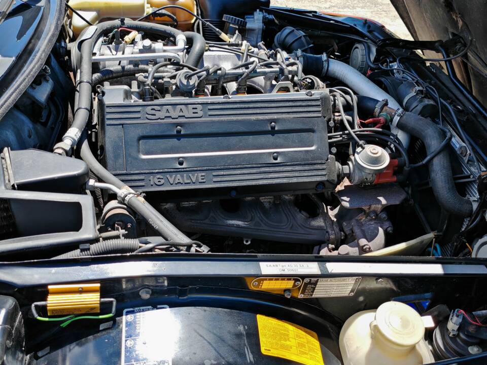 Image 24/25 of Saab 900 Turbo 16V (1992)