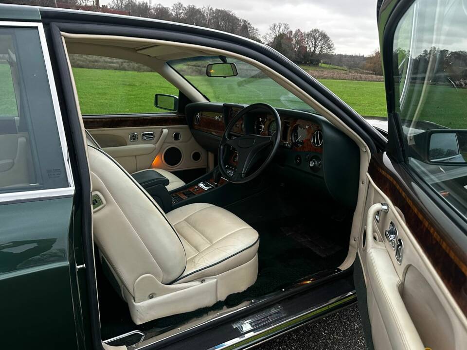 Bild 31/55 von Bentley Continental R (1992)