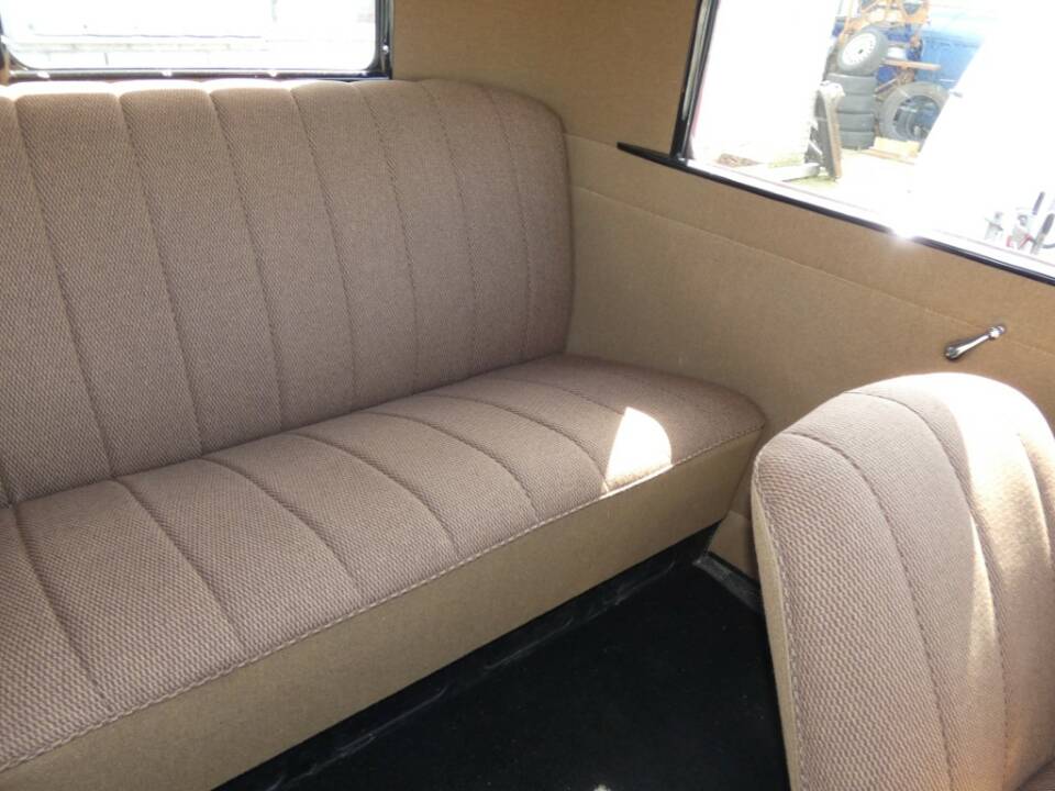 Imagen 16/18 de Ford Model A Tudor Sedan (1930)