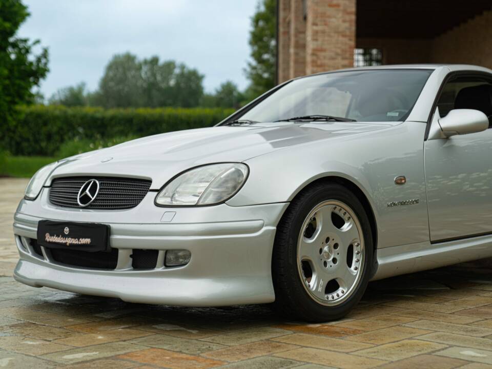 Obraz 15/50 pojazdu Mercedes-Benz SLK 230 Kompressor (1997)