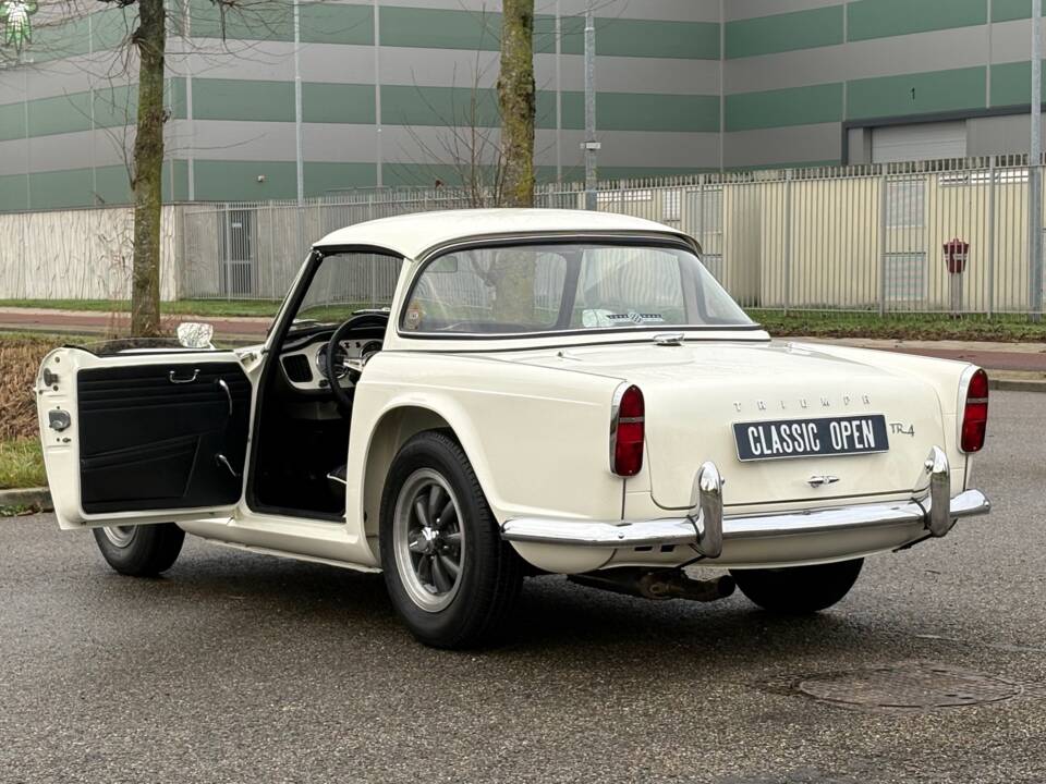 Afbeelding 4/40 van Triumph TR 4 (1963)