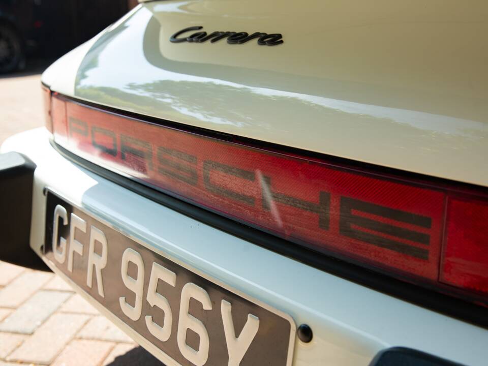 Image 32/35 of Porsche 911 SC 3.0 (1983)