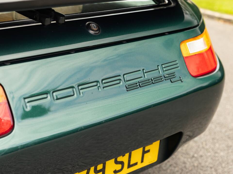 Bild 67/69 von Porsche 928 S4 (1989)