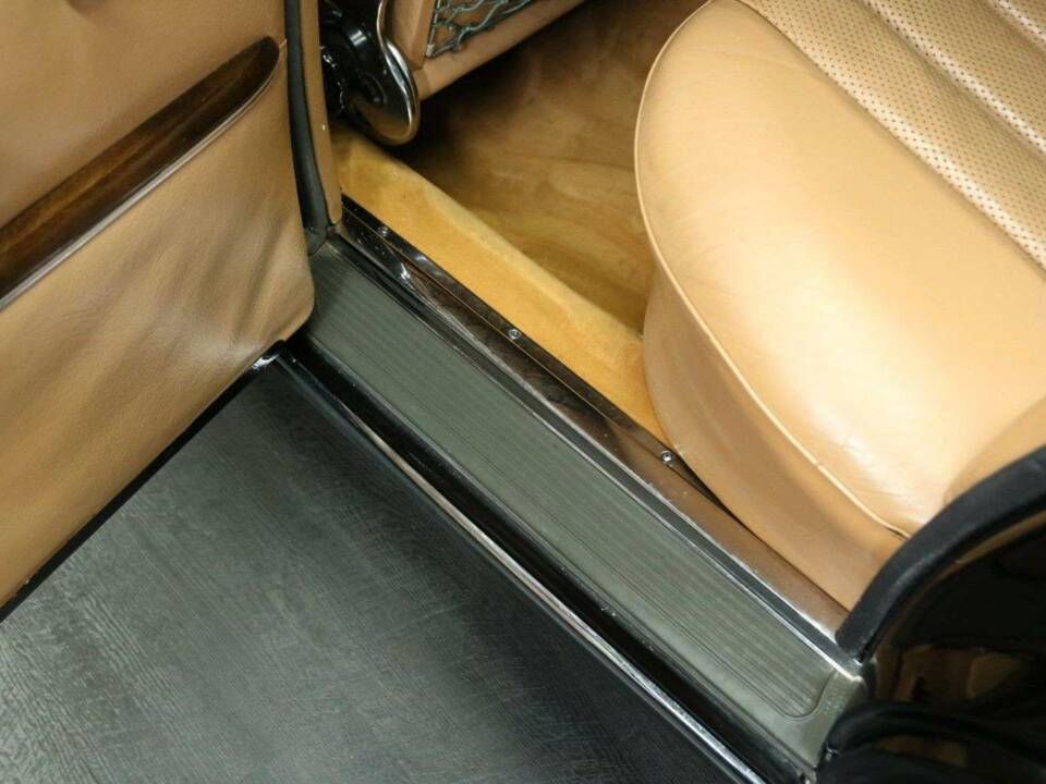 Imagen 17/30 de Mercedes-Benz 300 SE (1961)