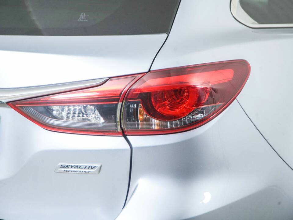 Imagen 30/50 de Mazda 6 Sport Kombi 2.0 Skyactiv-G (2016)