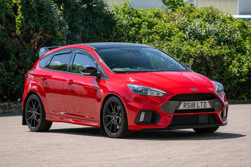 Image 1/37 of Ford Focus RS (2018)
