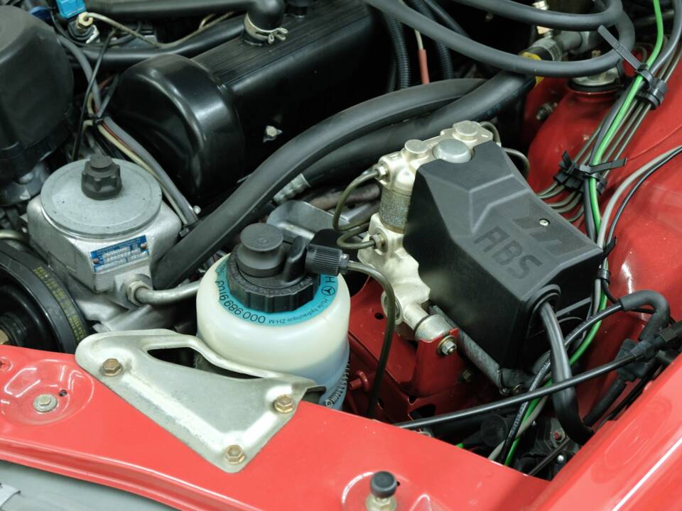 Bild 17/50 von Mercedes-Benz 500 SE (1987)