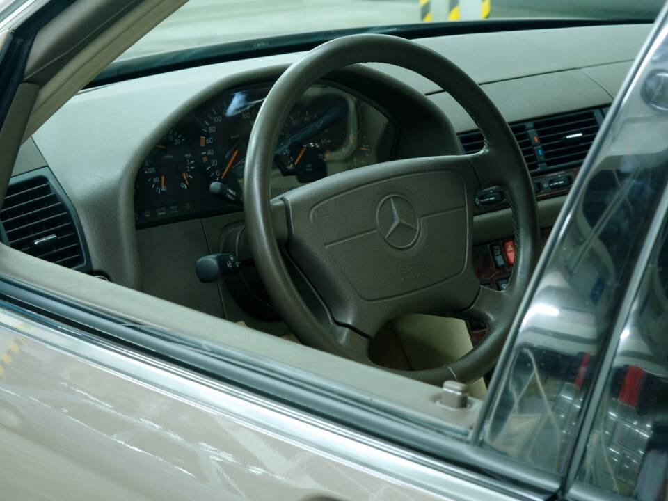 Bild 11/50 von Mercedes-Benz S 280 (1994)