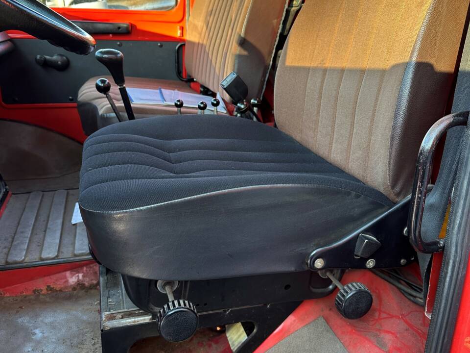 Imagen 12/15 de Mercedes-Benz Unimog U 1300 L (1984)