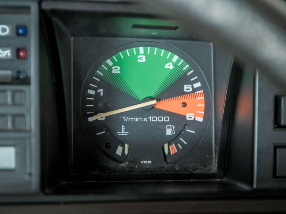 Bild 17/50 von Volkswagen T3 Caravelle GL 1.9 (1986)