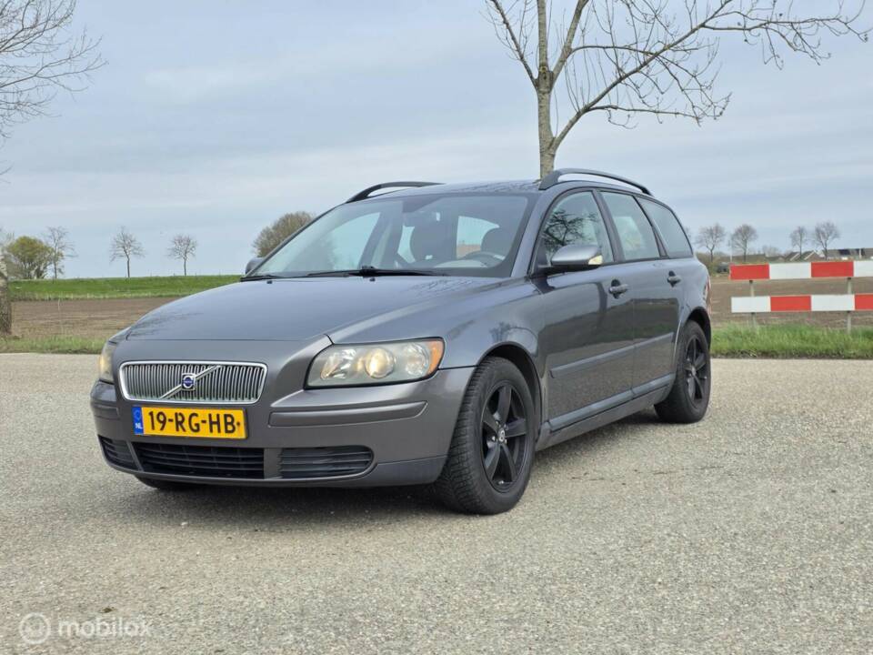 Image 4/33 de Volvo V50 2.4 (2005)
