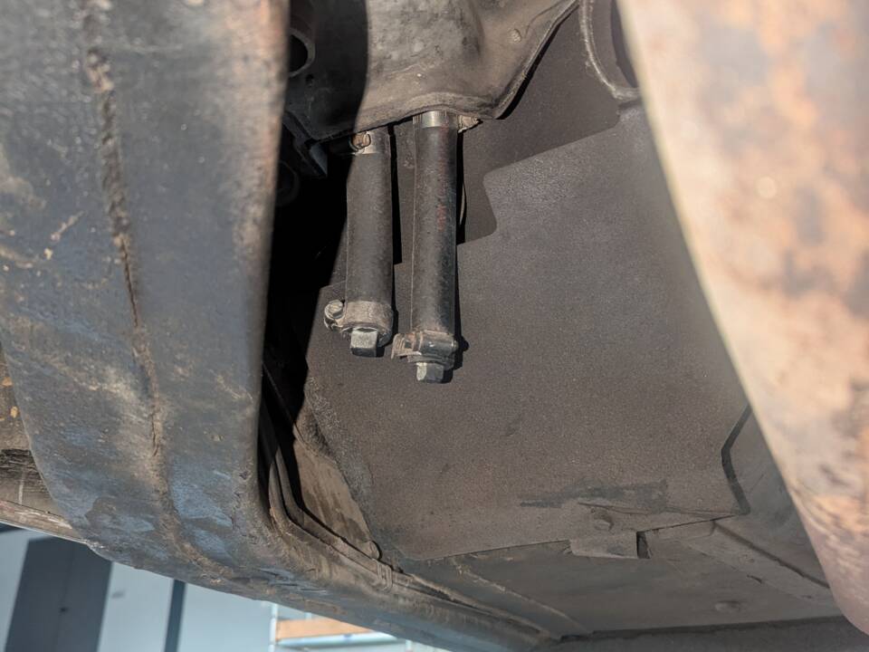 Image 48/50 of Chevrolet Corvette Stingray (1975)