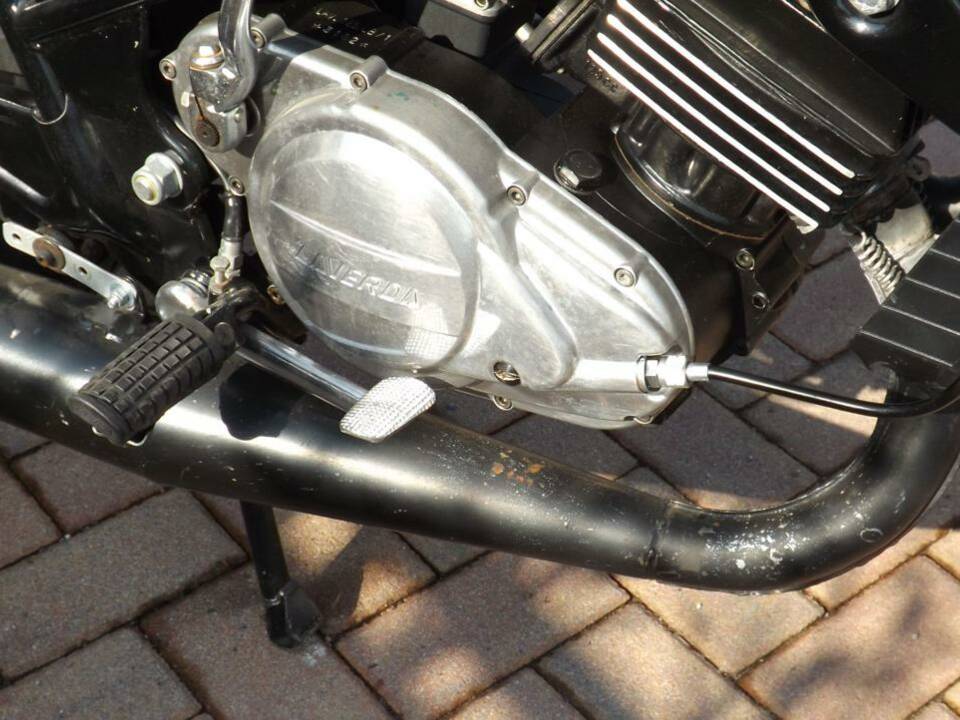 Immagine 7/47 di Laverda 125 LB Custom (1988)
