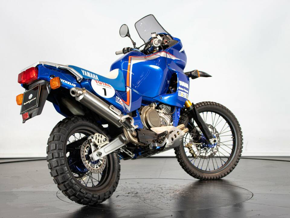 Immagine 4/50 di Yamaha DUMMY (1993)