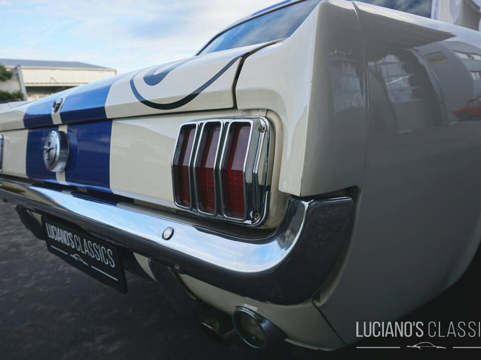 Image 31/74 of Ford Mustang 289 (1966)