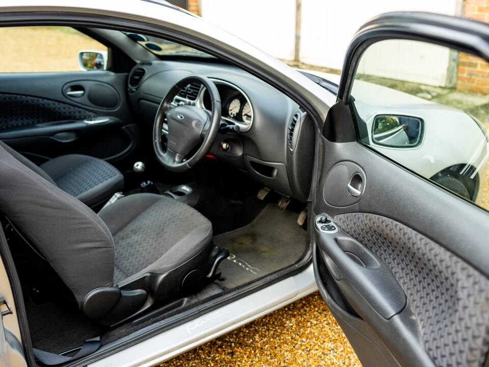 Image 34/50 of Ford Puma 1.7i 16v (2001)