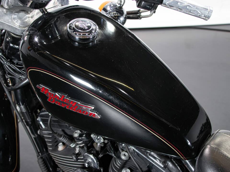 Bild 48/50 von Harley-Davidson XL 1200 C Sportster Custom (1997)