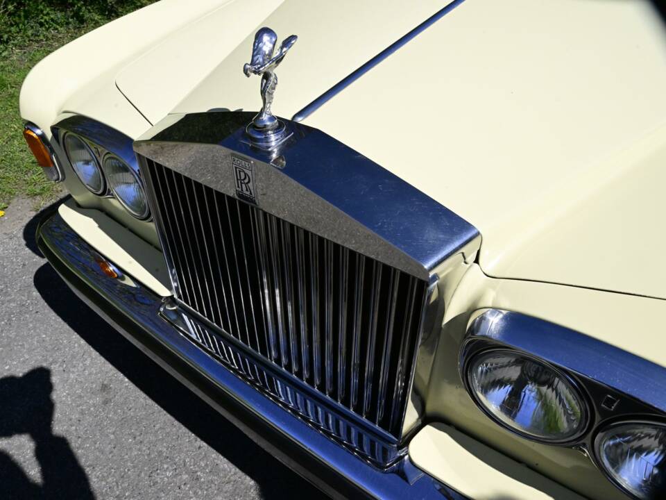 Bild 49/50 von Rolls-Royce Silver Shadow I (1977)