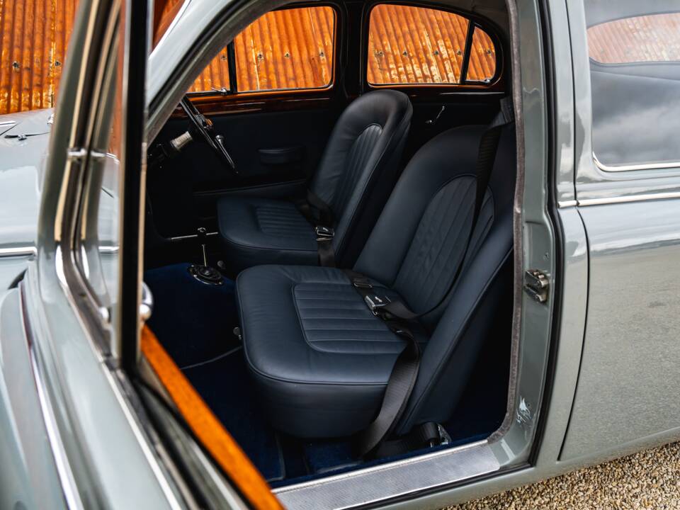 Bild 22/47 von Jaguar 3,4 Liter (1958)