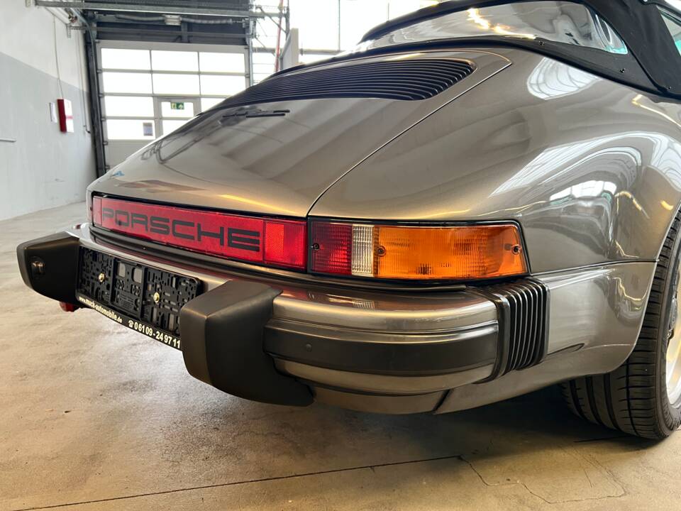 Image 53/71 de Porsche 911 SC 3.0 (1983)