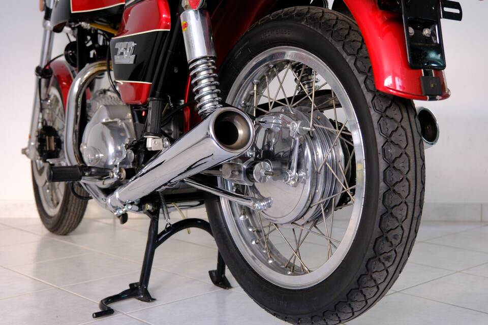 Immagine 64/96 di Ducati 750 GT (1974)