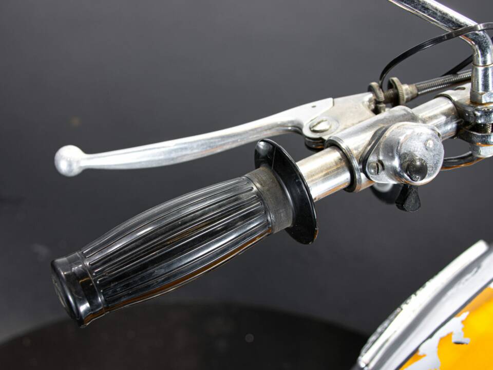Image 47/50 of Ducati 250 Scrambler (1971)