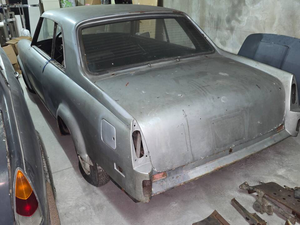 Afbeelding 3/13 van Lancia Flaminia Coupe Pininfarina (1961)