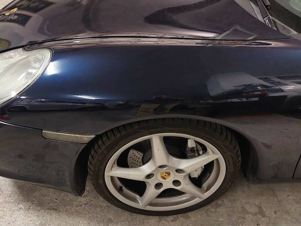 Image 3/12 of Porsche 911 Carrera 4 (1998)