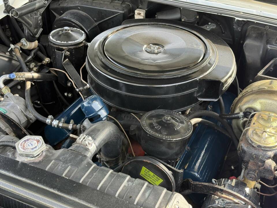 Bild 26/36 von Cadillac 62 Sedan DeVille (1957)