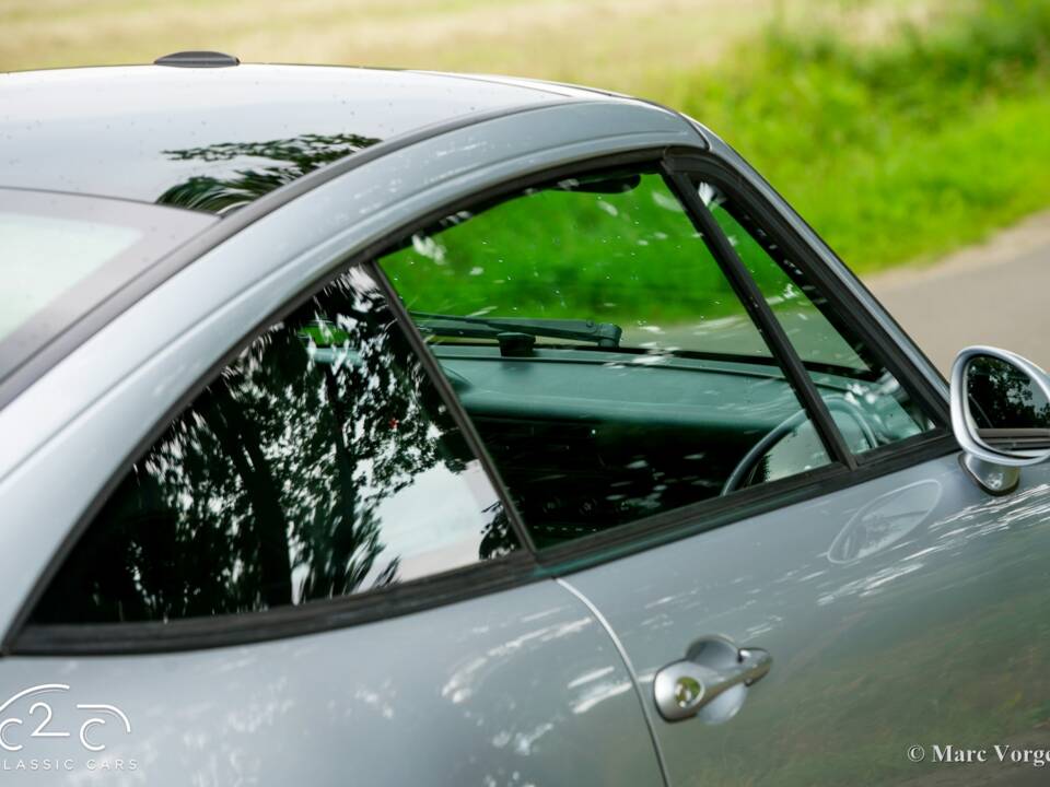 Image 47/63 of Porsche 911 Carrera (1996)