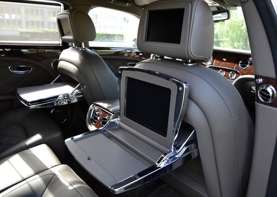 Imagen 31/36 de Bentley Mulsanne Speed (2015)