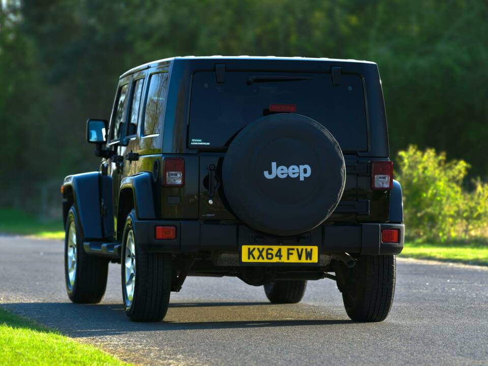Image 12/50 de Jeep Wrangler Sahara 4.0L (2014)