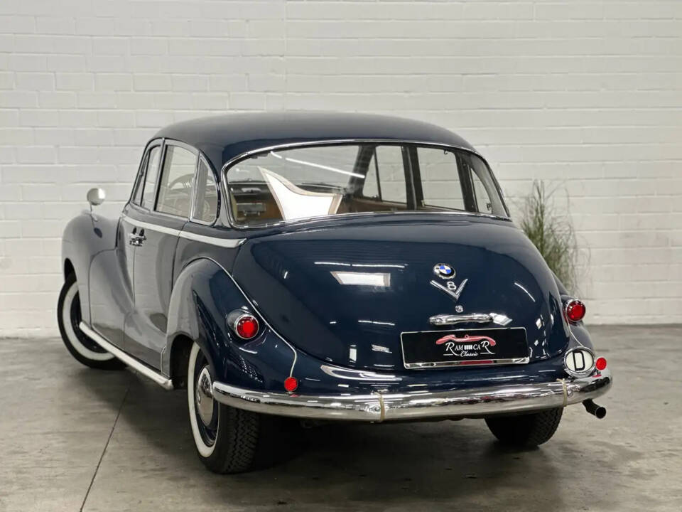 Bild 5/12 von BMW 502 (1956)